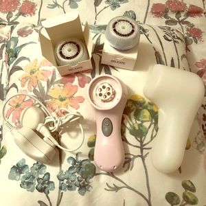 SOLD Clarisonic Mia 2